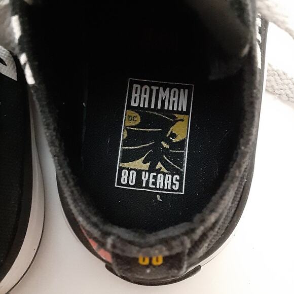 Converse Chuck Taylor All Stars DC Comics Batman 80th Low Top Sneakers Toddler 6 - Picture 10 of 11